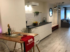 Snug Apartment in Oostende with Terrace